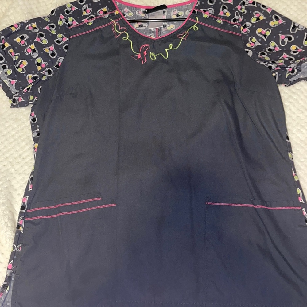 Size:XL Scrub top